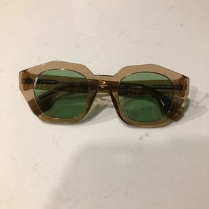 Burberry BE4288 sunglasses - brand new